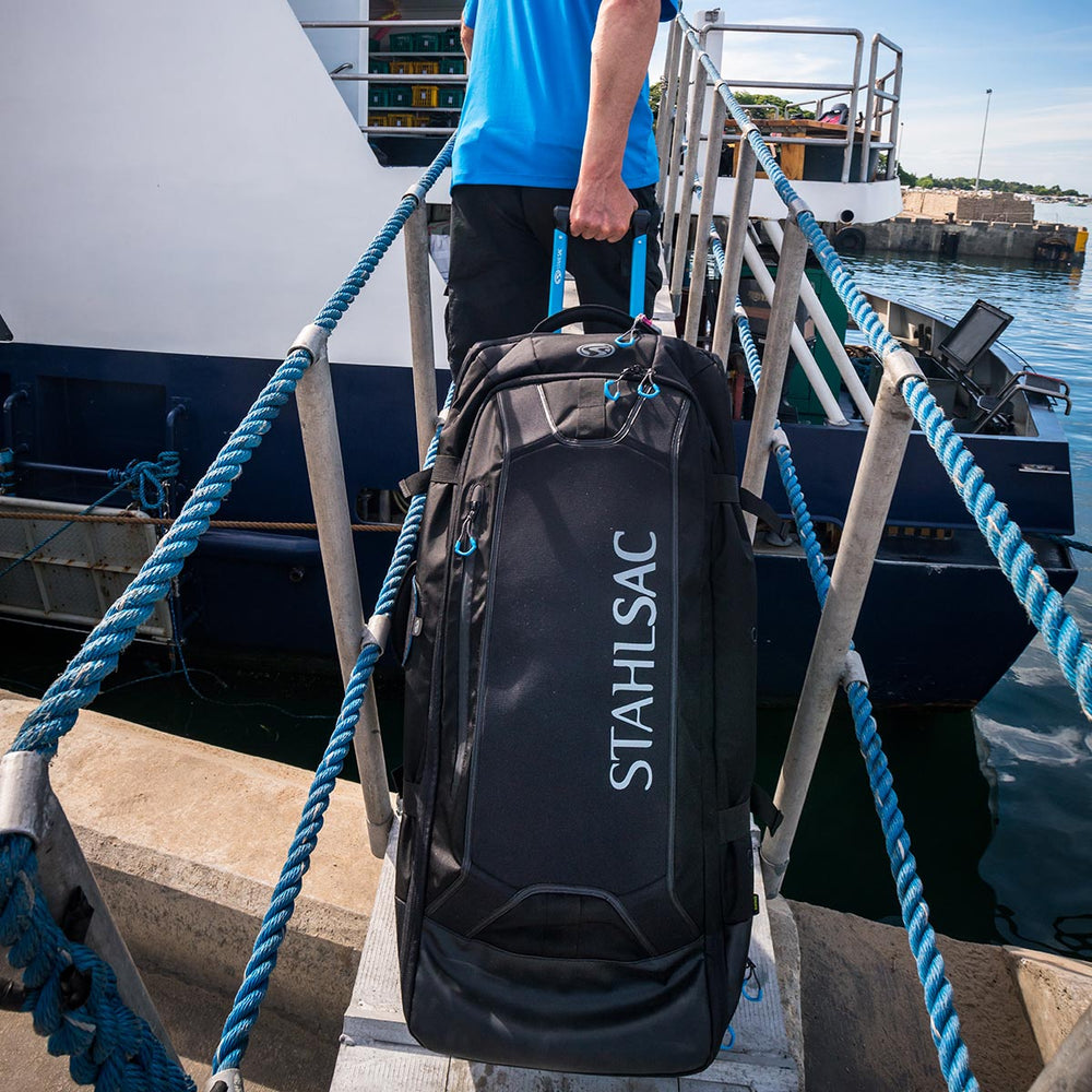 Stahlsac Steel Wheeled Bag Product Photo