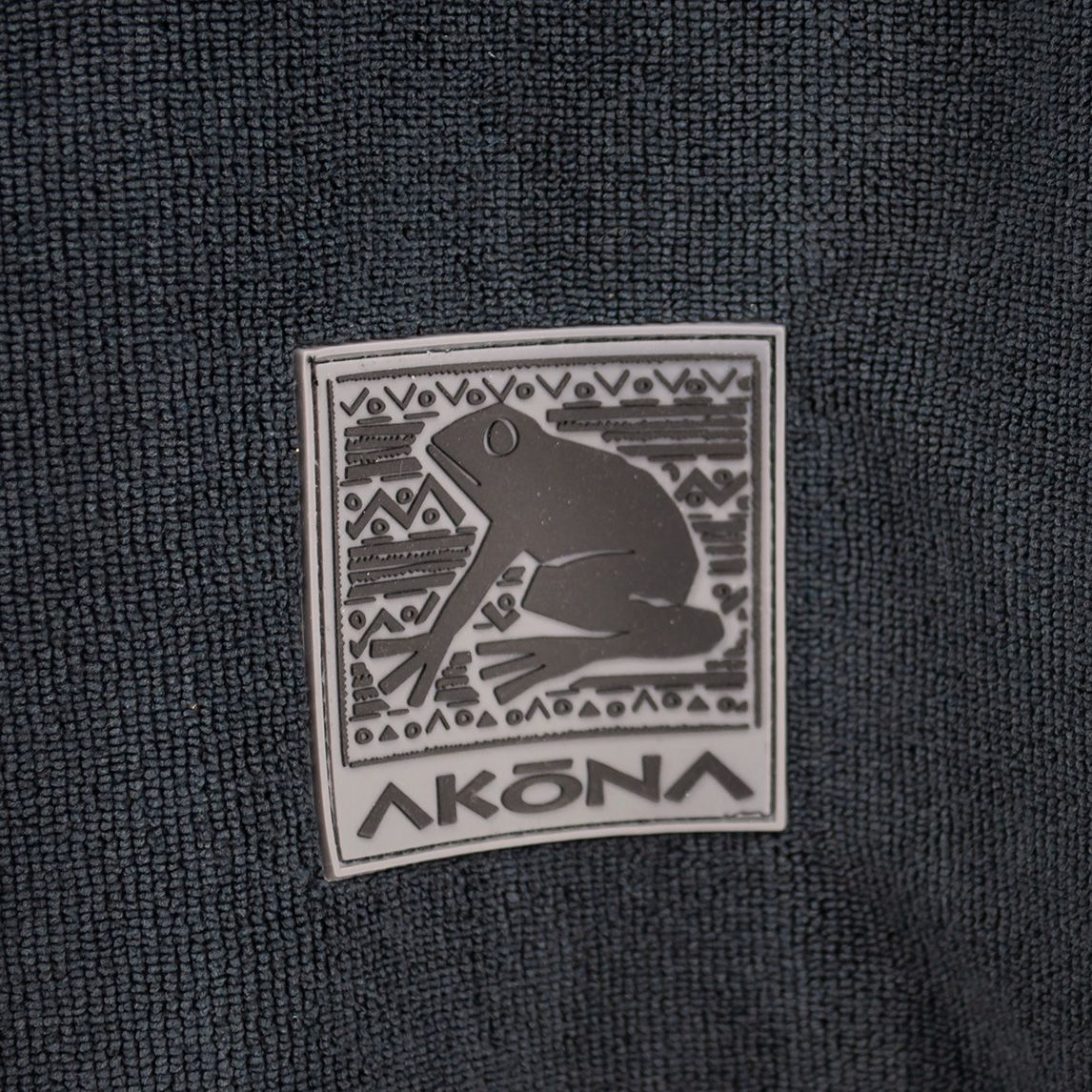 AKONA TULUM MICROFIBER PONCHO, Changing Poncho