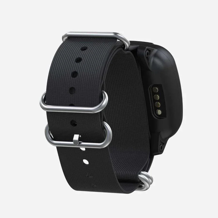 I330R Dive Computer, Simple and Reliable Dive Tracking Product Photo