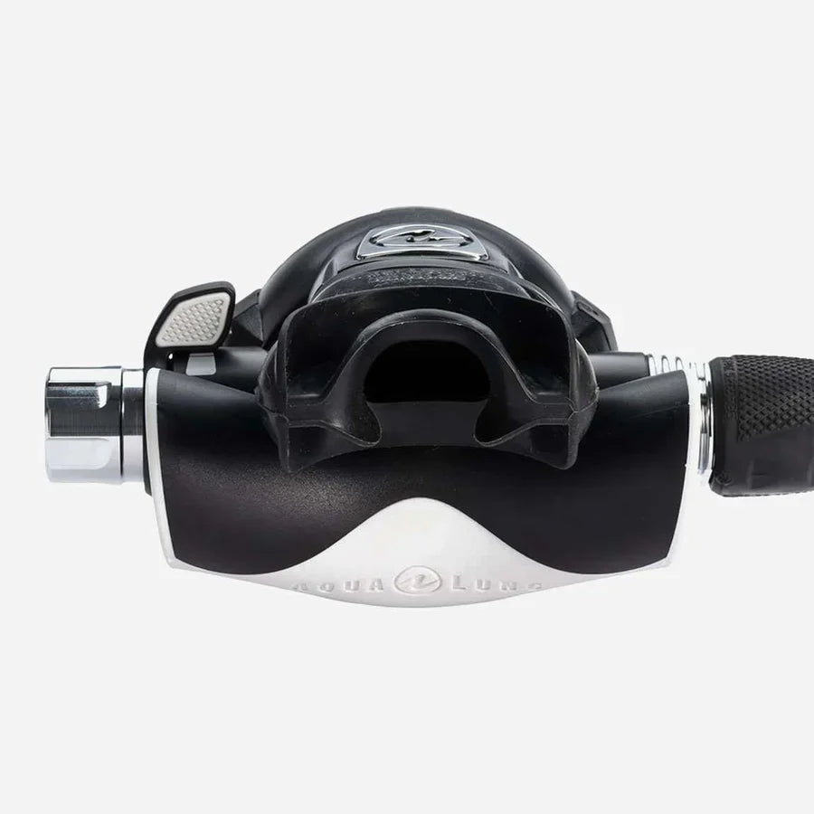 LEG3ND ELITE Regulator Product Photo