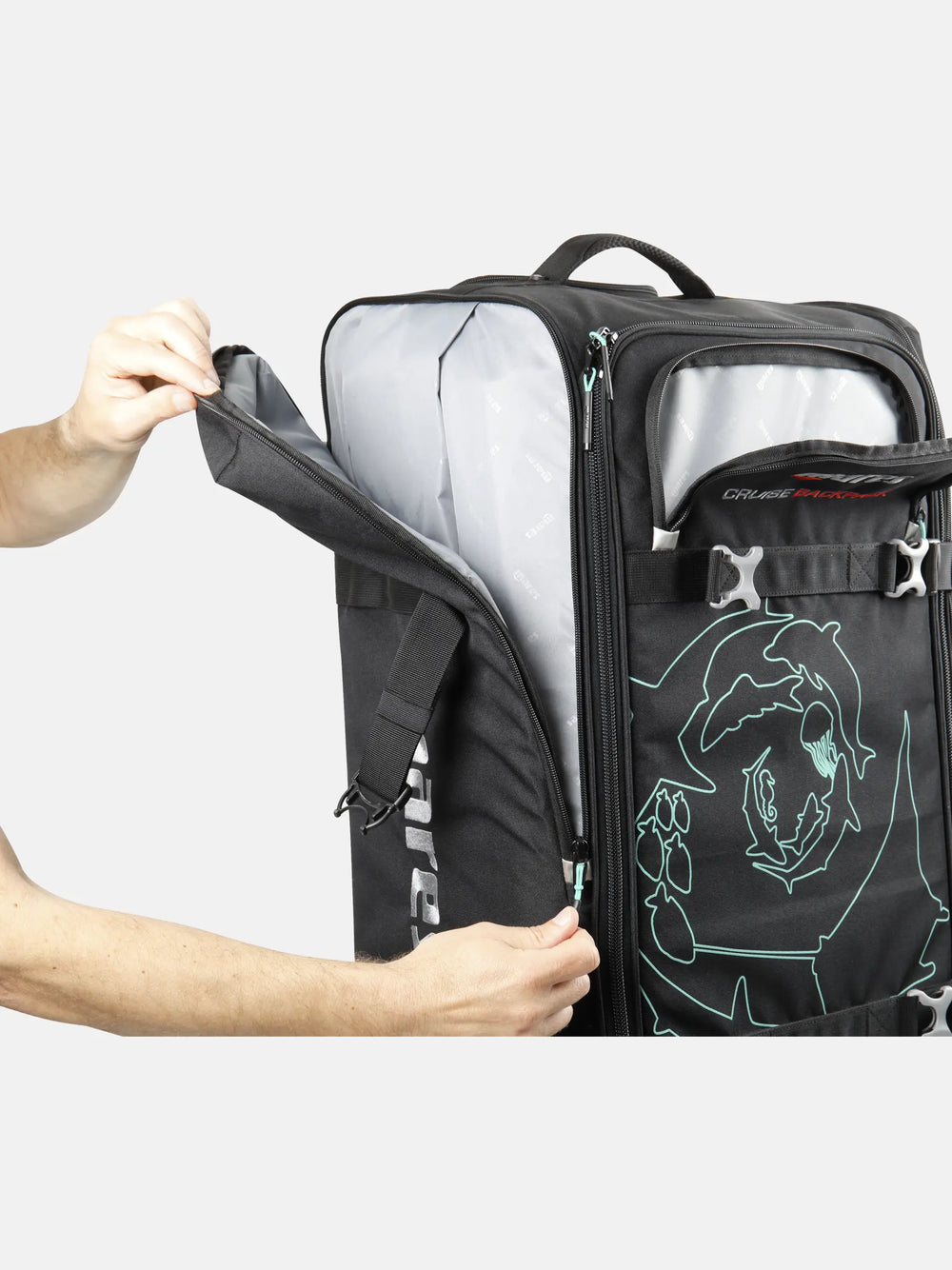CRUISE BACK PACK – Wheeled Dive Travel Bag Product Photo