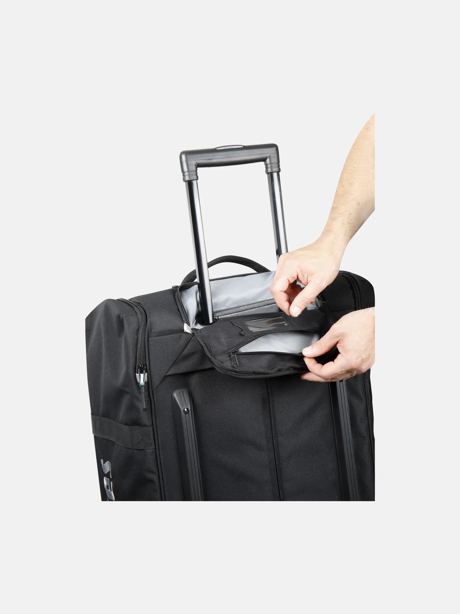 CRUISE BACK PACK – Wheeled Dive Travel Bag Product Photo