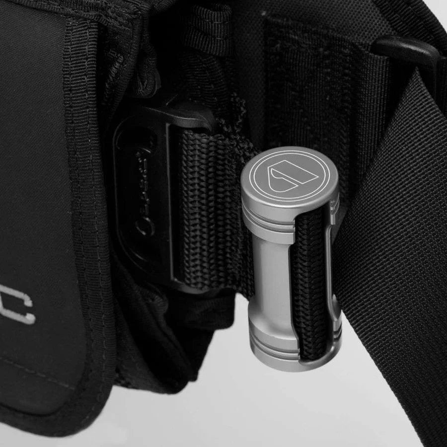 Apeks Exotec BCD Hybrid Back Inflation Scuba System Product Photo