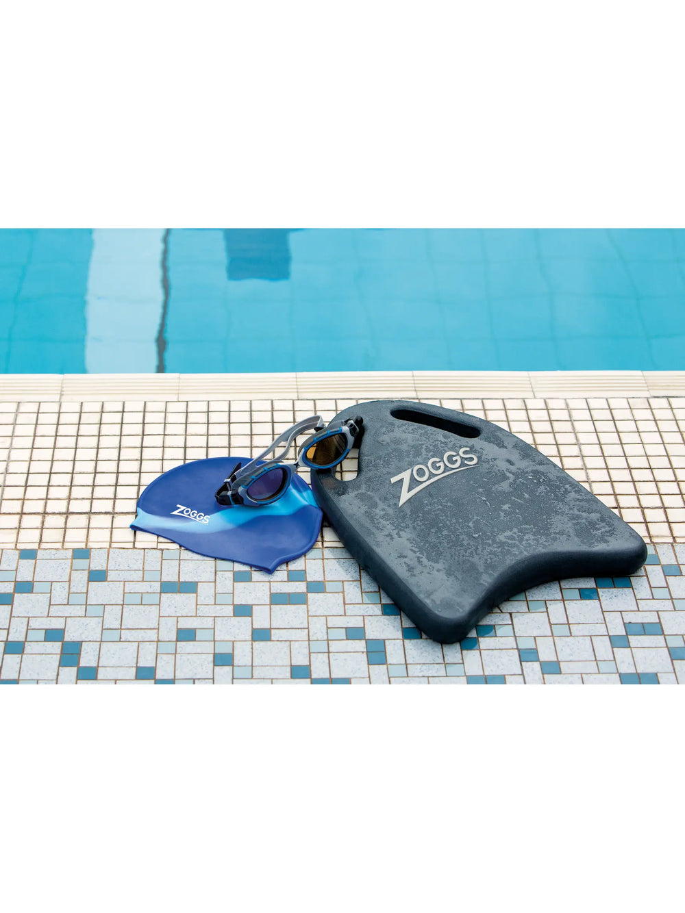 Zoggs EVA Kick Board Product Photo
