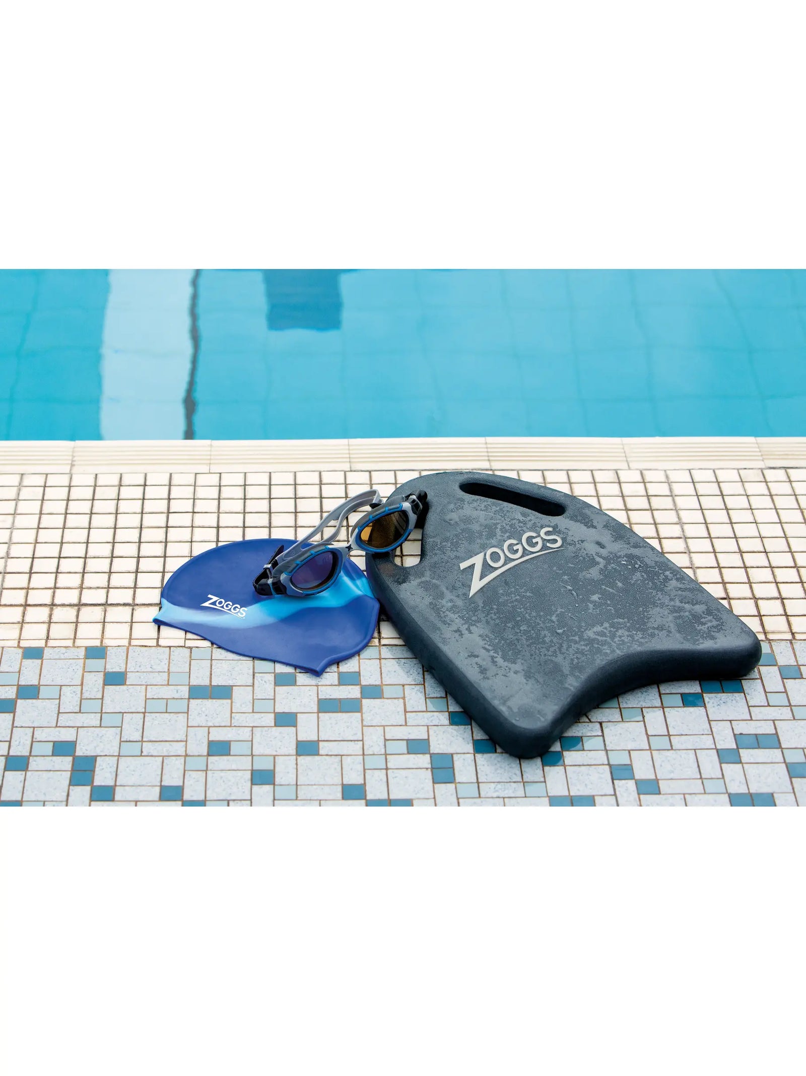 Zoggs EVA Kick Board Product Photo