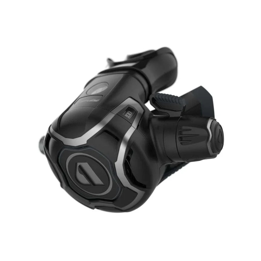 EVX200 Regulator DIN Cold Water High Performance Diving | Aquatic Sports