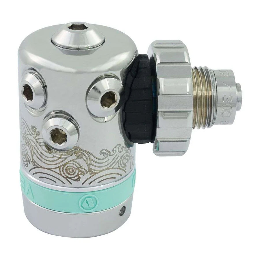 XL4 OCEA Regulator DIN Lightweight Cold Water Performance Product Photo