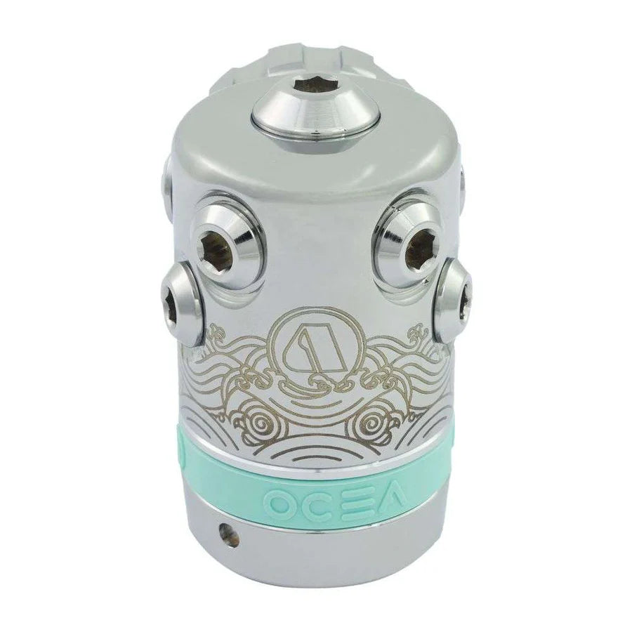 XL4 OCEA Regulator DIN Lightweight Cold Water Performance Product Photo