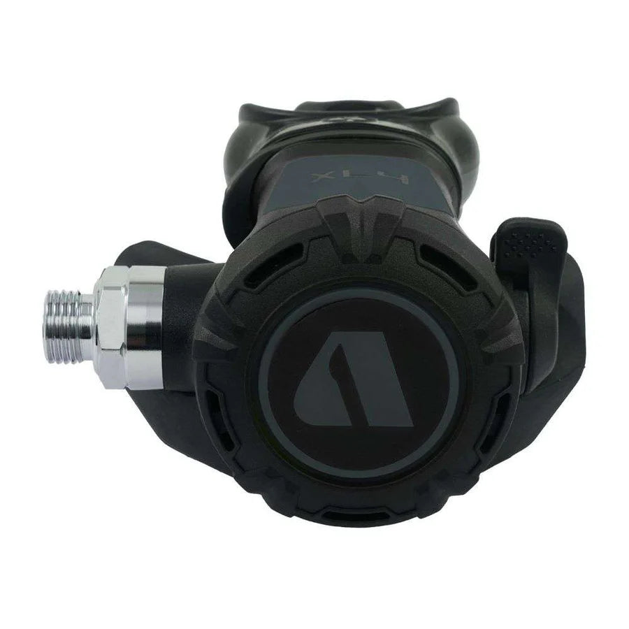 XL4 OCEA Regulator DIN Lightweight Cold Water Performance Product Photo