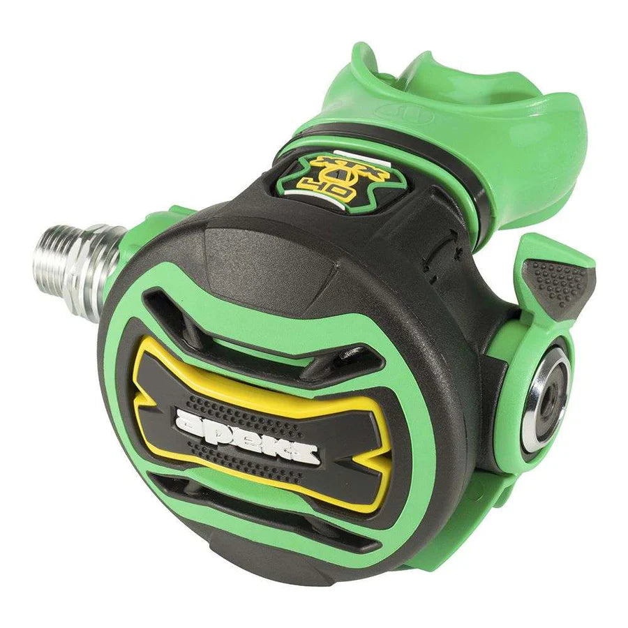 XTX40 Nitrox Regulator DIN with DS4 Cold Water Ready Performance Product Photo